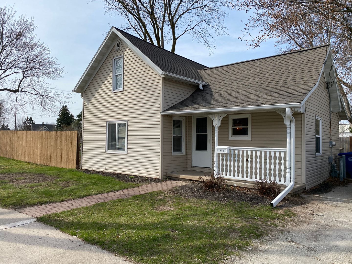 Property main image
